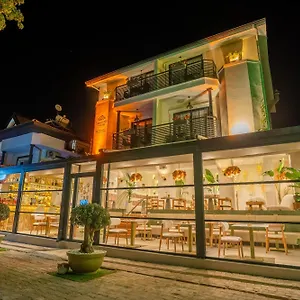 Jasmine Hotel